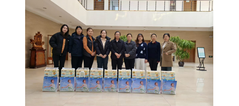 Women Bloom with Grace, Art Warms the Heart