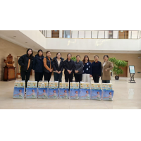 Women Bloom with Grace, Art Warms the Heart